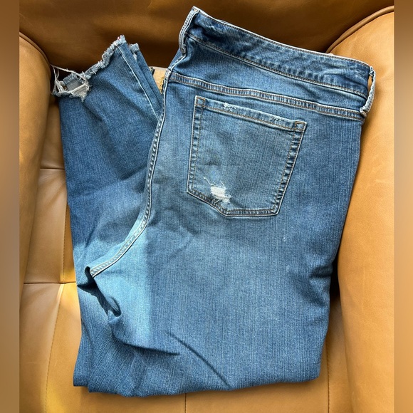 TORRID Boyfriend Straight Leg Stretch Jeans, Distressed - Picture 3 of 16